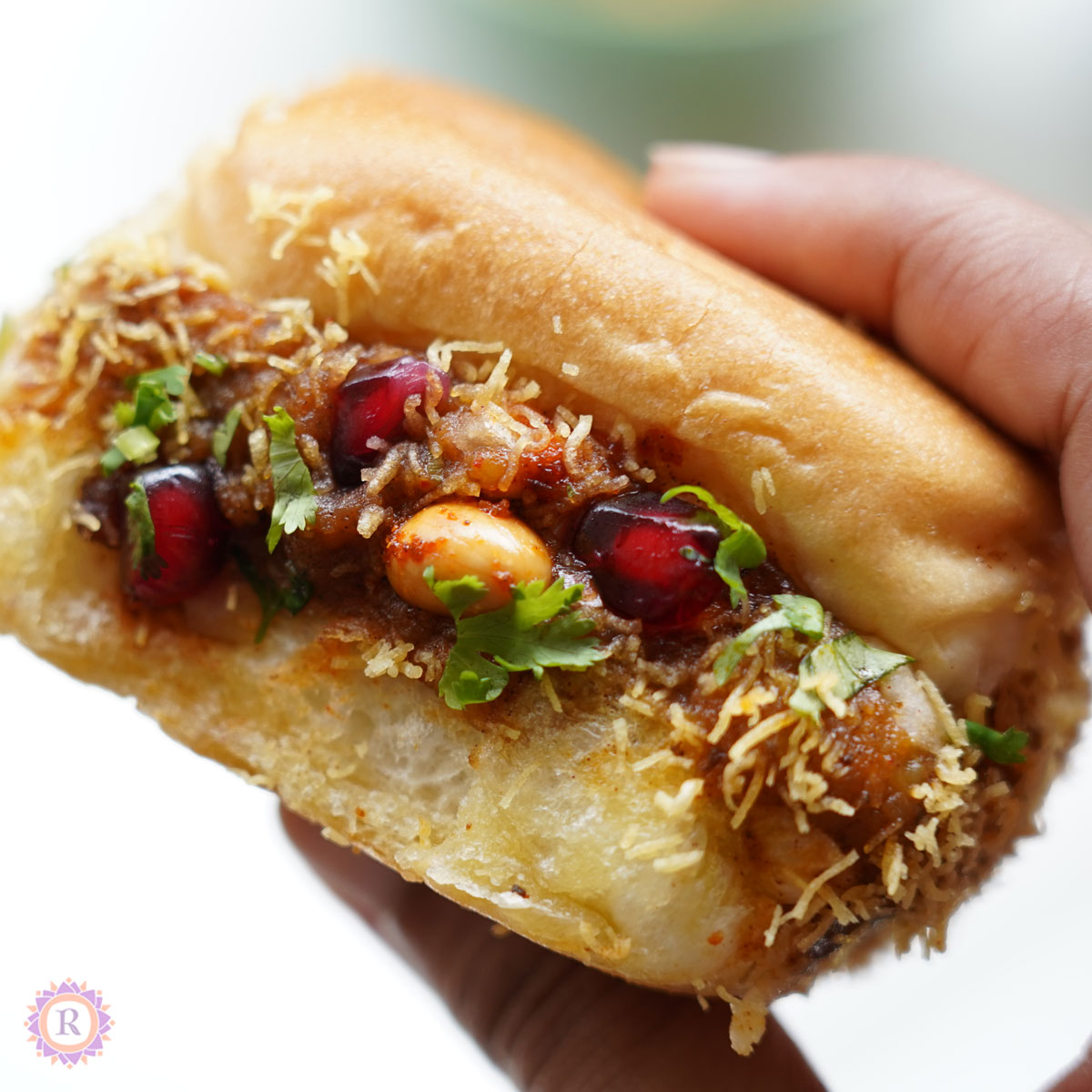 Dabeli (Oil)