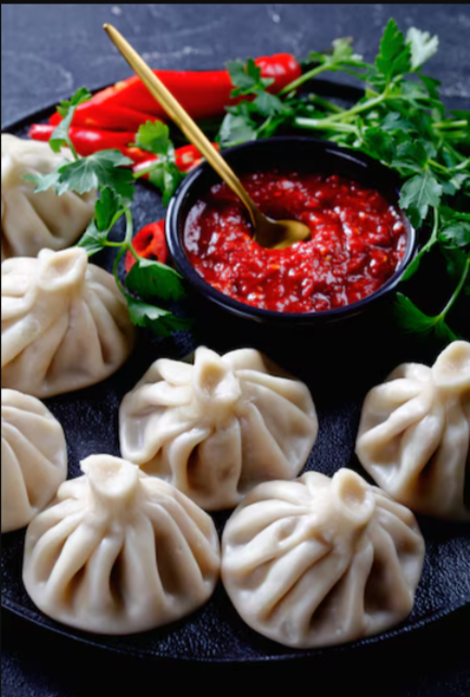 MOMOS